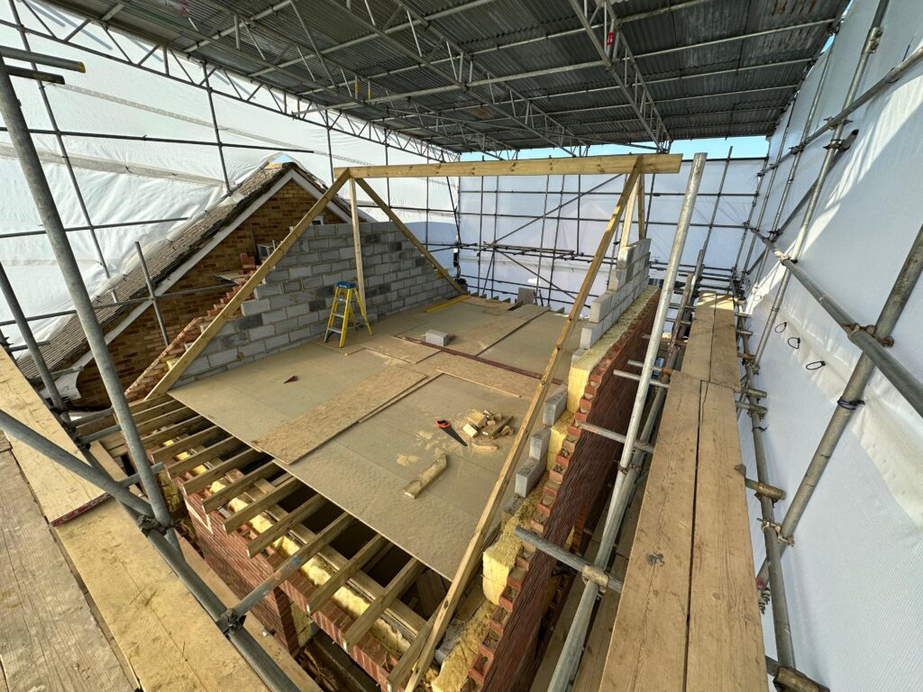 New Roofing inn Wide Way CR4