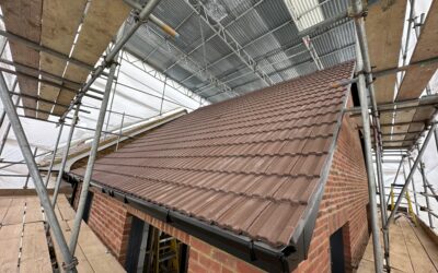 New Roofing inn Wide Way CR4